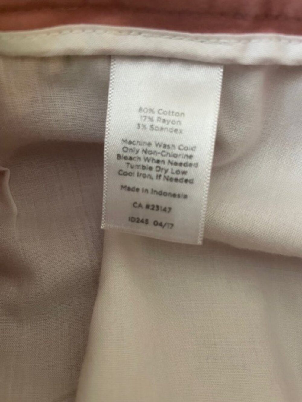 Talbots Rose Cotton Blend Jeans (cuff or uncuff) size 2P - Picture 5 of 7